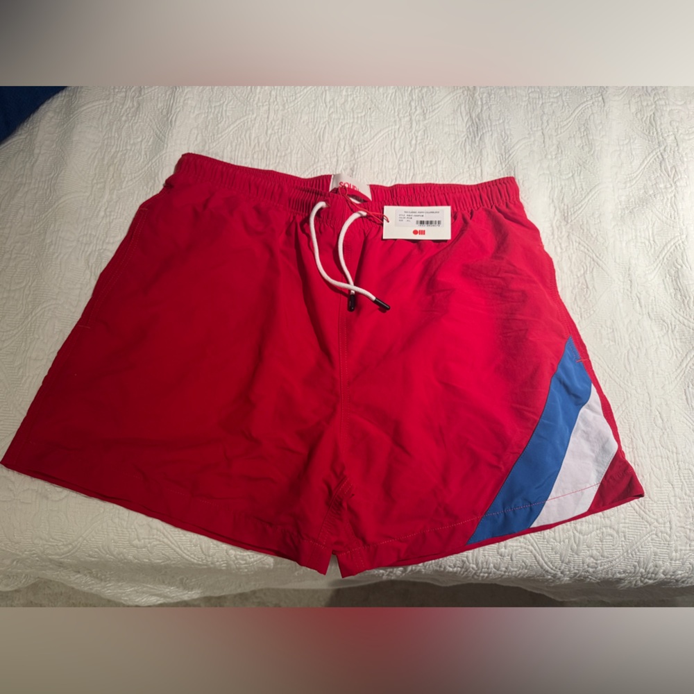 NWT Solid and Striped Men’s XL bathing suit